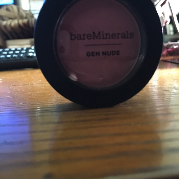 Bare mineral powder blush - Picture 2 of 2